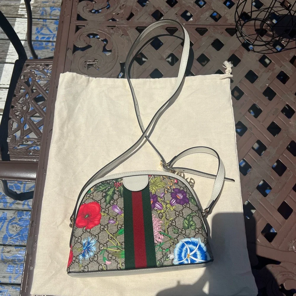 Floral GUCCI Shoulder Bag - Picture 2 of 7